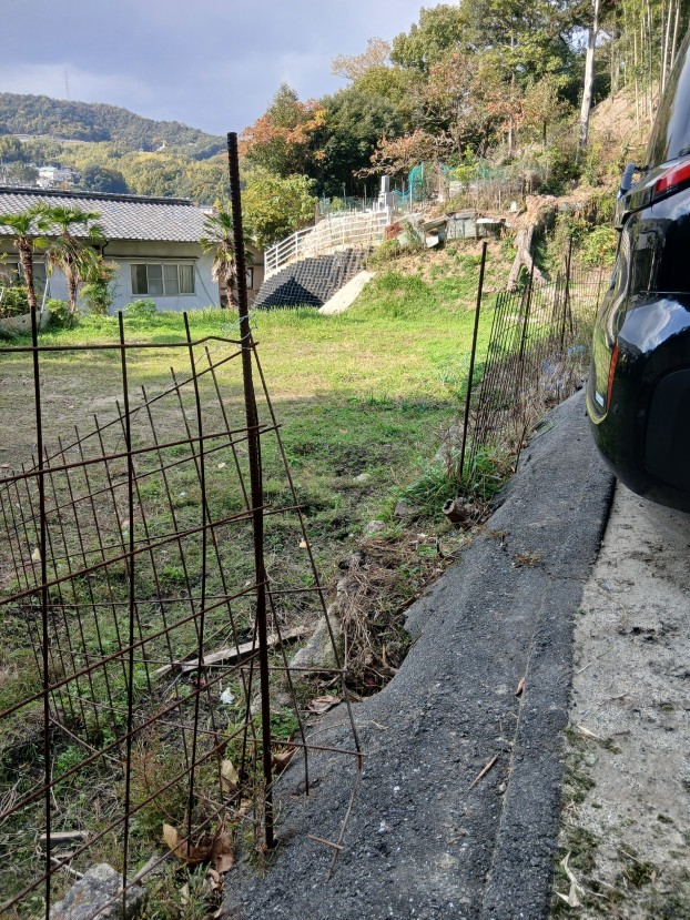 イノシシに壊されました